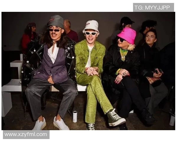 足球明星时尚穿搭高清图片展示引领潮流风向标